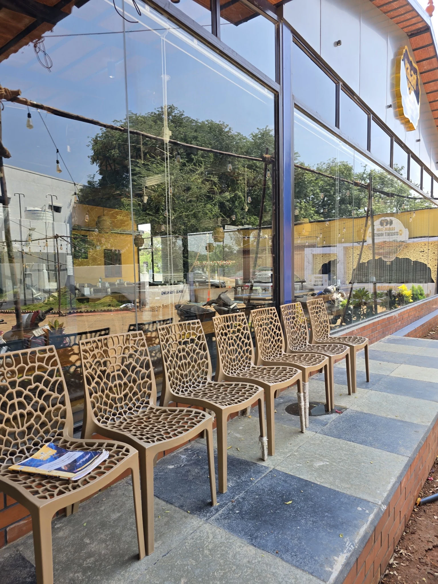 Outdoor seating at KKV Tenkasi